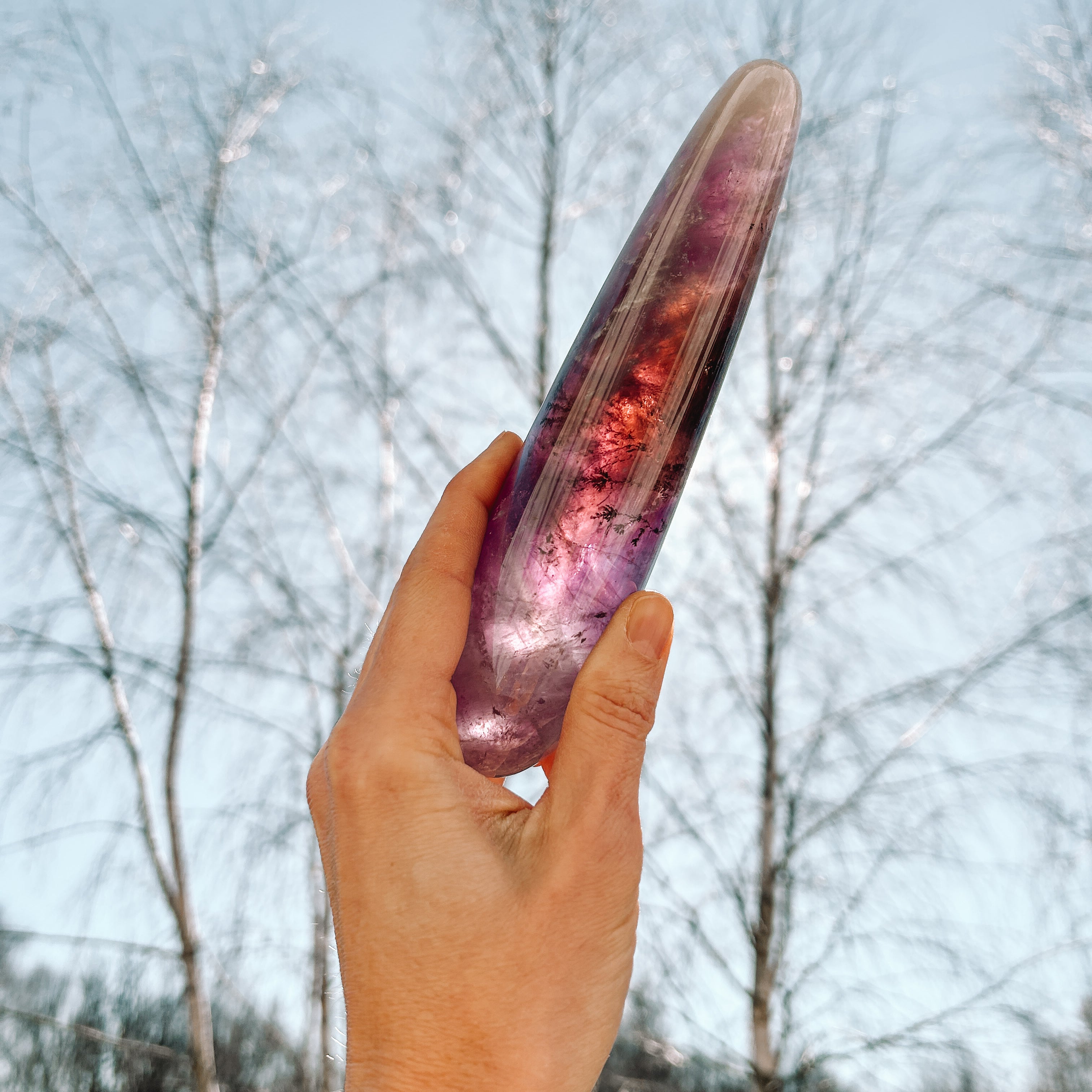 Yoni hůlky: Klíč k hlubšímu poznání a sebeléčení